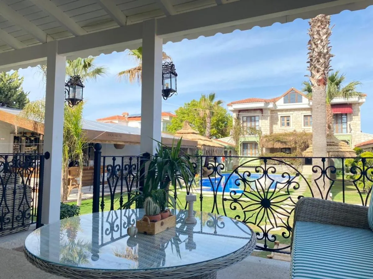 Hotel Tasquartas Otel Alacati