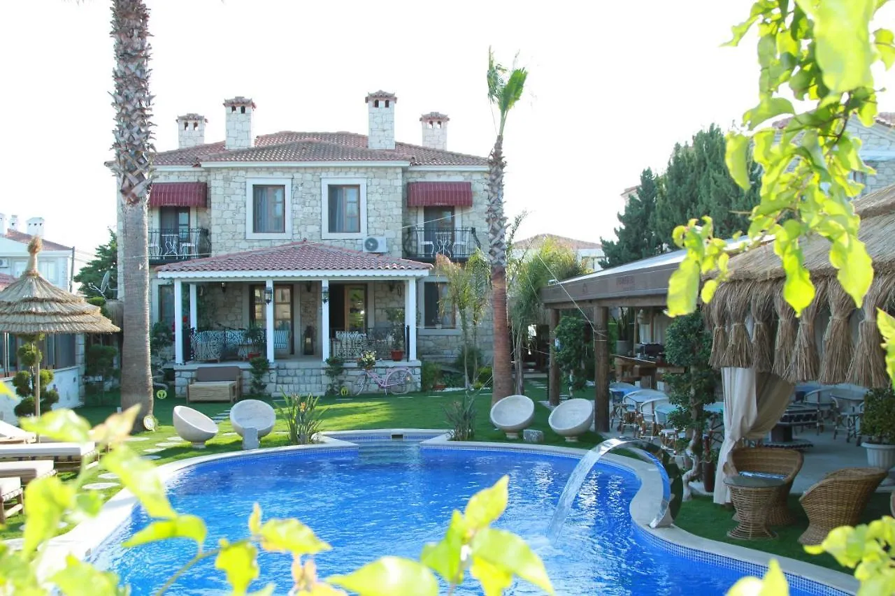 Tasquartas Otel Alacati Hotel